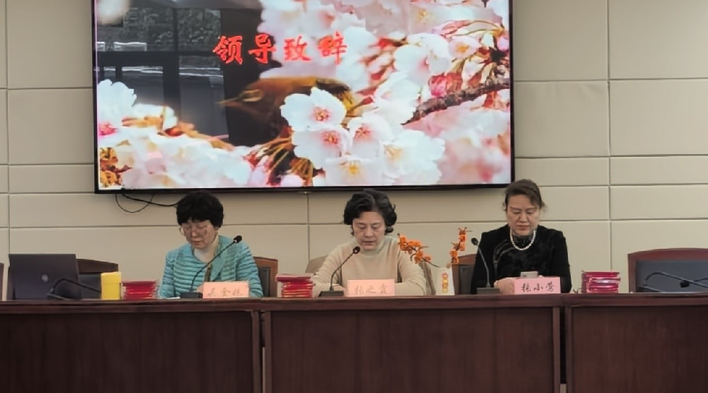 温馨夕阳，纪念“三八”